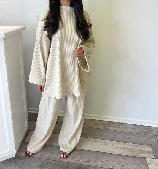 Conjunto Samia - Blusa + Pantalón - El Favorito de las Famosas (Confort)